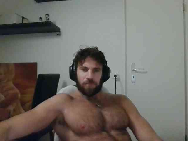 alphah-hunk alphah-hunk