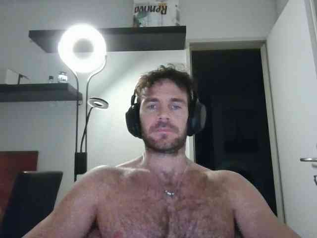 alphah-hunk alphah-hunk