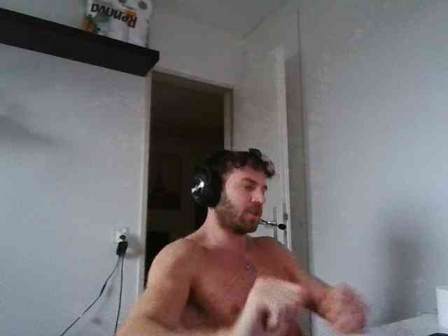 alphah-hunk alphah-hunk