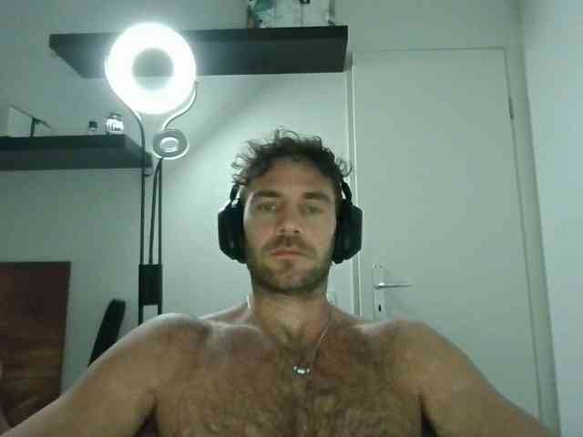 alphah-hunk alphah-hunk