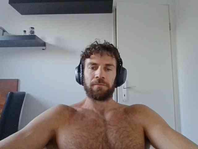 alphah-hunk