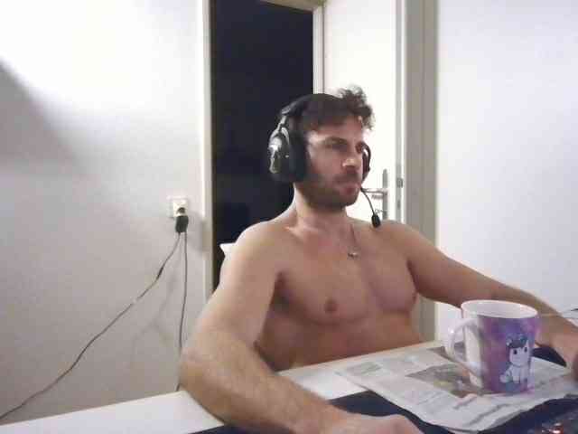 alphah-hunk alphah-hunk