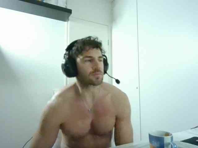 alphah-hunk alphah-hunk