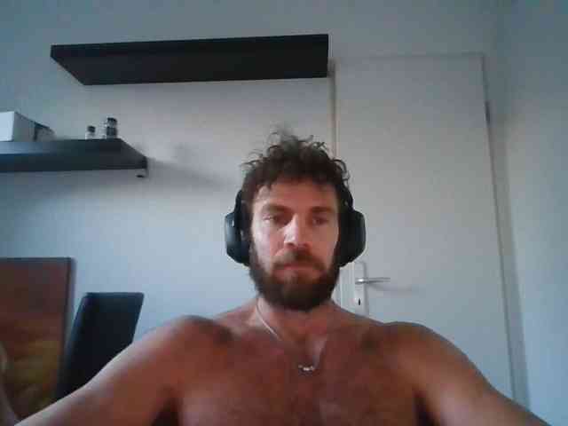 alphah-hunk alphah-hunk