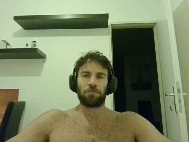 alphah-hunk