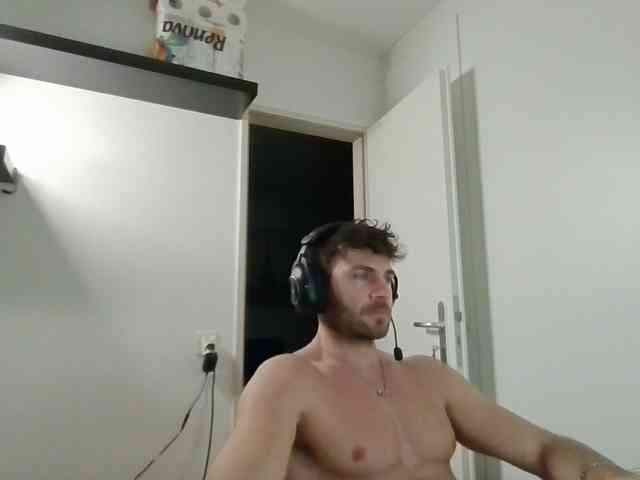 alphah-hunk alphah-hunk