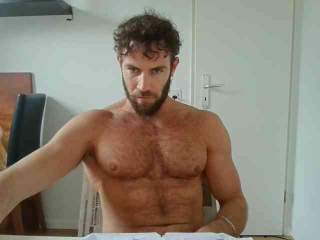 alphah-hunk
