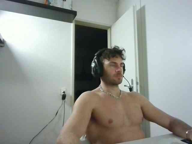 alphah-hunk alphah-hunk