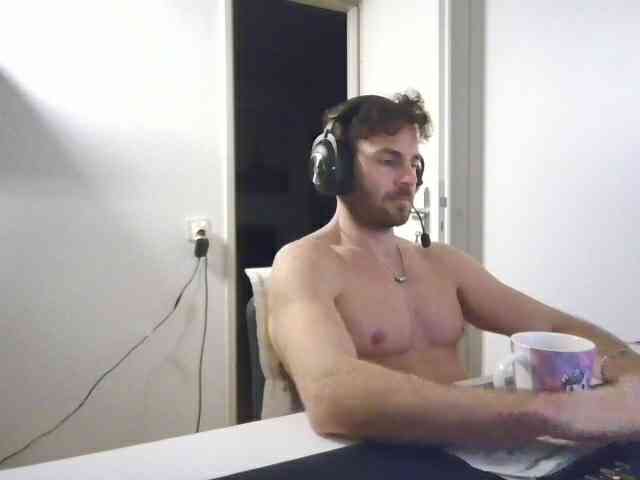 alphah-hunk alphah-hunk