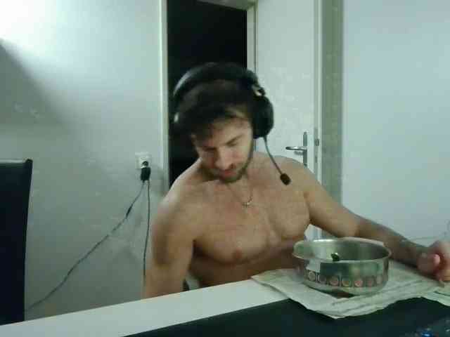 alphah-hunk alphah-hunk