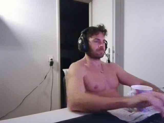 alphah-hunk alphah-hunk