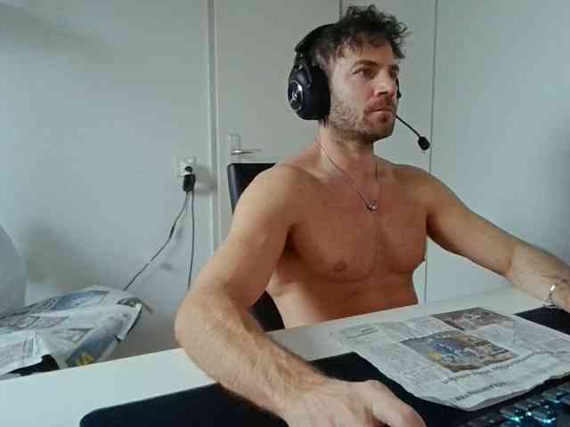 alphah-hunk alphah-hunk