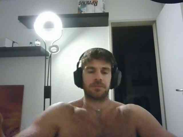 alphah-hunk alphah-hunk