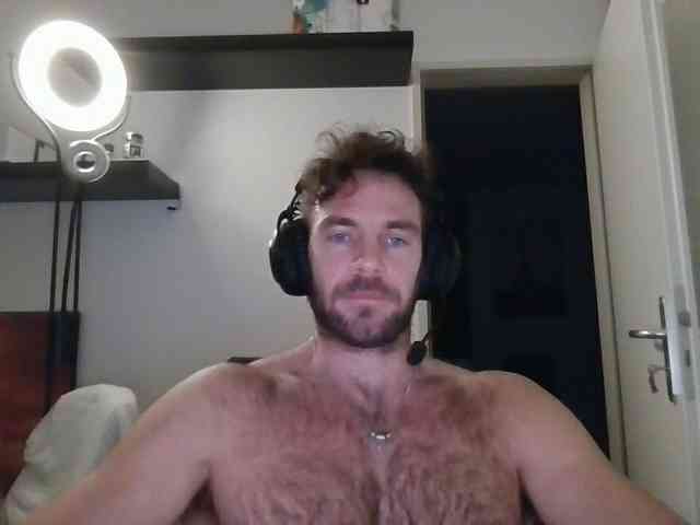 alphah-hunk alphah-hunk