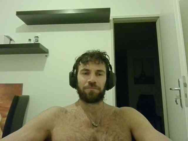 alphah-hunk