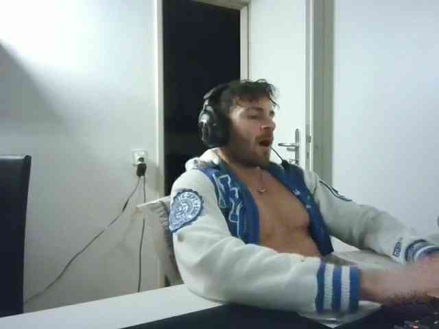 alphah-hunk alphah-hunk