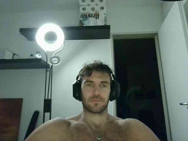 alphah-hunk alphah-hunk