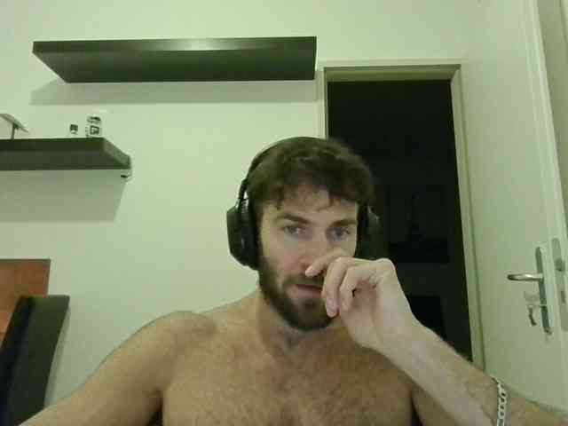 alphah-hunk