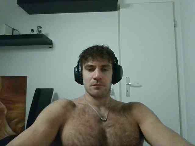 alphah-hunk alphah-hunk