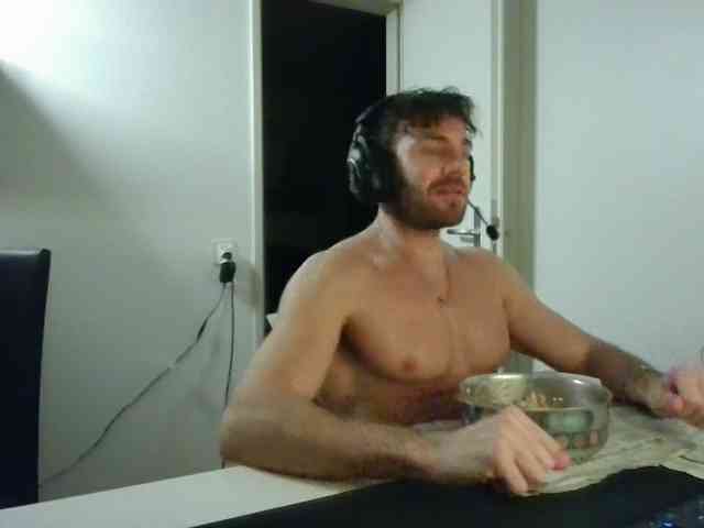 alphah-hunk alphah-hunk