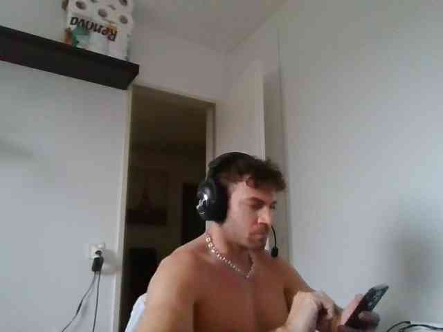 alphah-hunk alphah-hunk