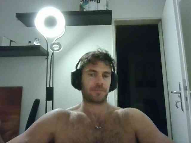 alphah-hunk alphah-hunk