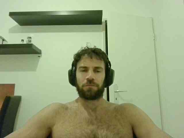 alphah-hunk