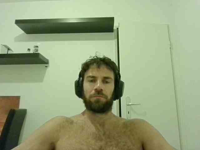 alphah-hunk