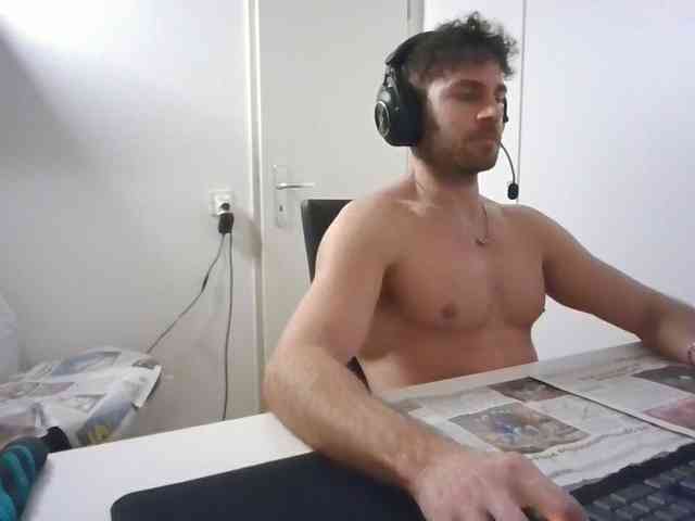 alphah-hunk alphah-hunk