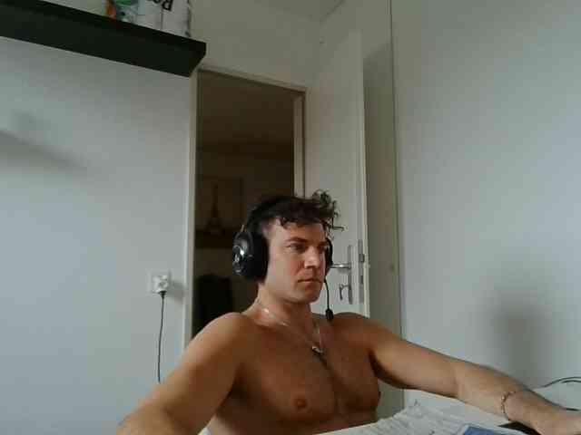 alphah-hunk alphah-hunk