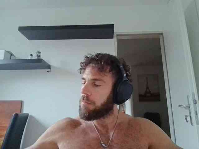 alphah-hunk