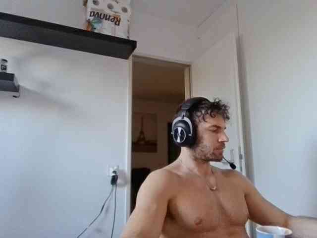 alphah-hunk alphah-hunk