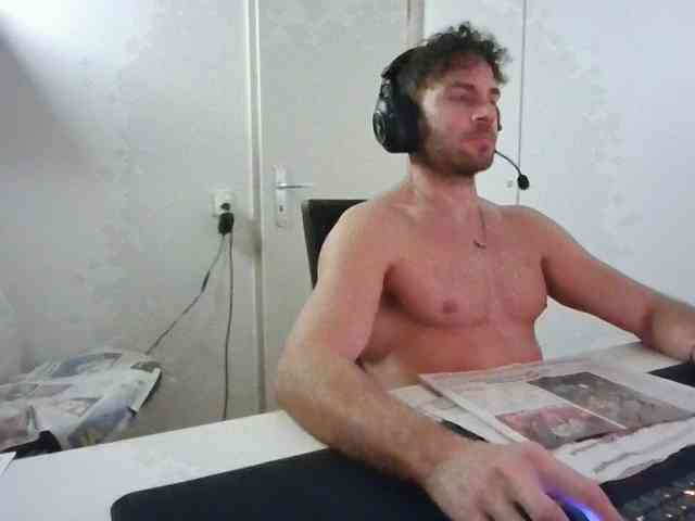 alphah-hunk alphah-hunk