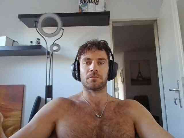 alphah-hunk alphah-hunk