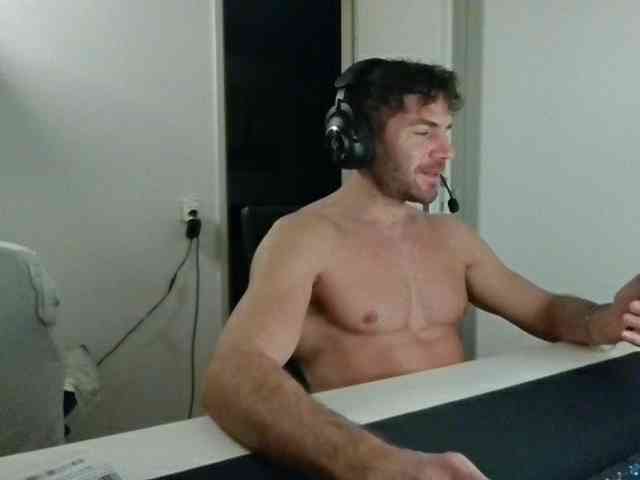 alphah-hunk alphah-hunk