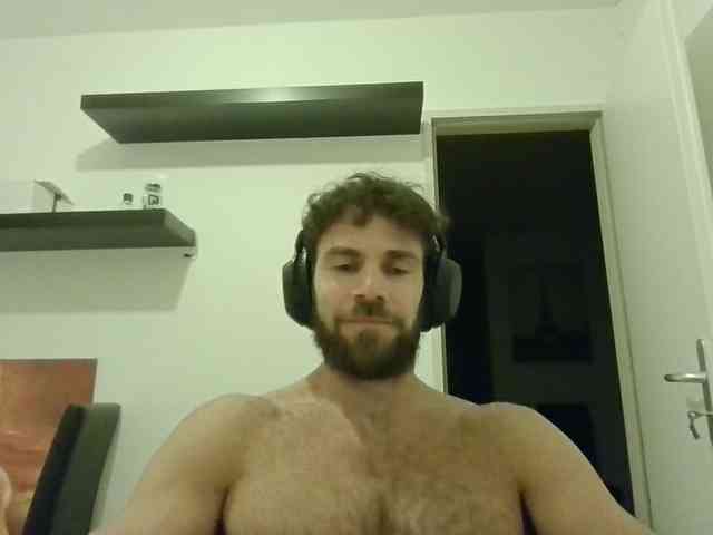 alphah-hunk