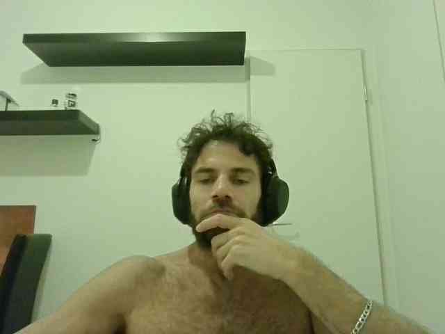 alphah-hunk