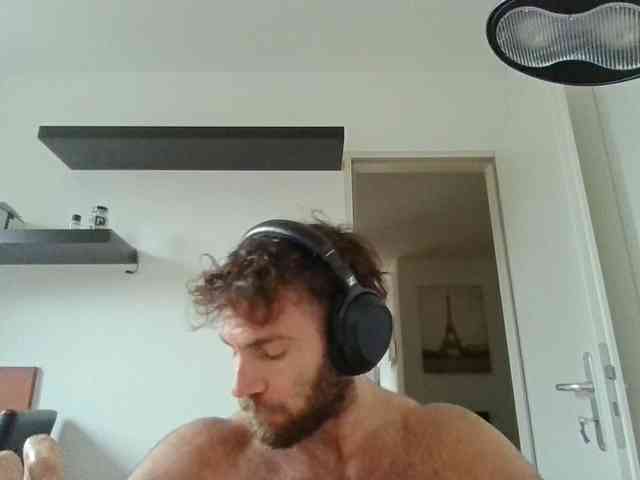 alphah-hunk