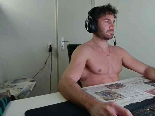 alphah-hunk alphah-hunk