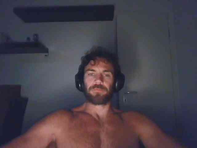 alphah-hunk