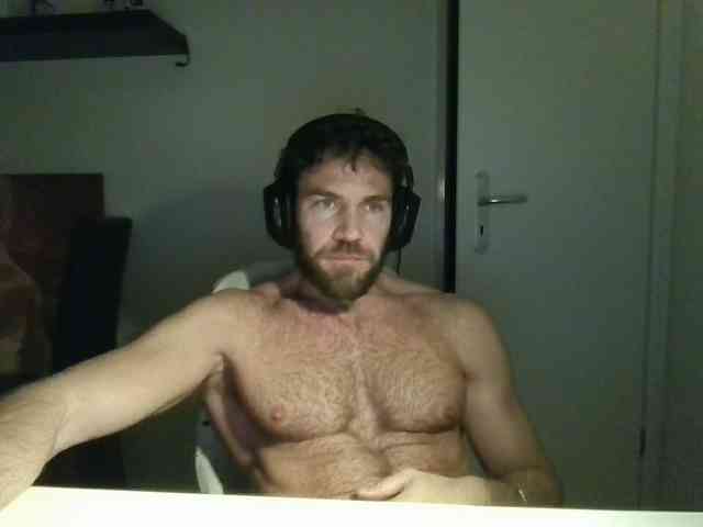 alphah-hunk