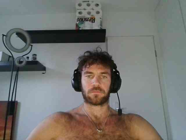 alphah-hunk alphah-hunk