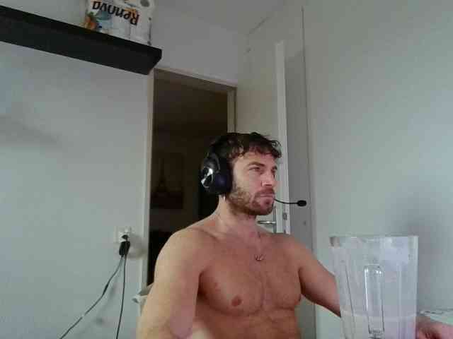 alphah-hunk alphah-hunk