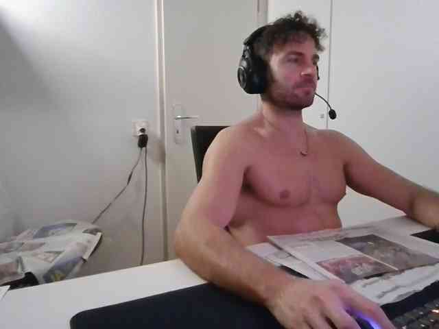 alphah-hunk alphah-hunk