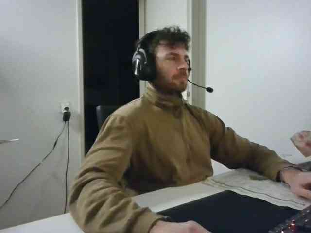 alphah-hunk alphah-hunk