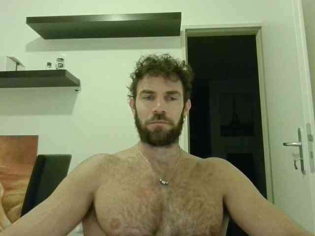 alphah-hunk