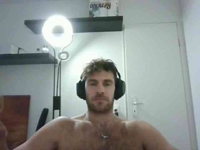 alphah-hunk alphah-hunk