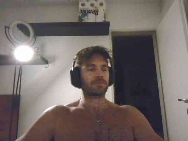 alphah-hunk alphah-hunk