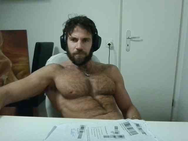 alphah-hunk alphah-hunk