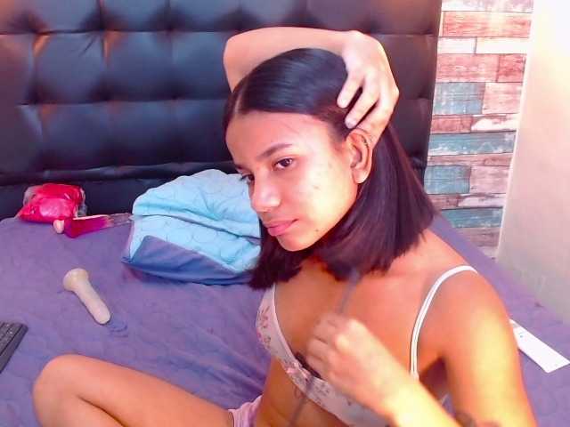 AngelicaBlue's BongaCams show and profile